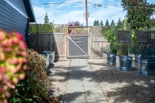 888 Wilson St, Woodburn, OR 97071 - Photo 31