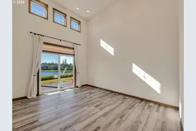 33032 Pacific Bellevue Ln, Warrenton, OR 97146 - Photo 13