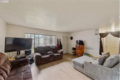 303 S Empire Blvd, Coos Bay, OR 97420 - Photo 37