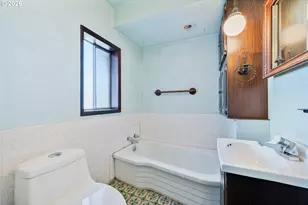 136 SW 3rd Ave, Castle Rock, WA 98611 - Photo 15