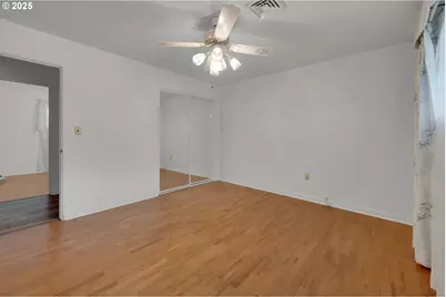 47960 W 1st St, Oakridge, OR 97463 - Photo 25