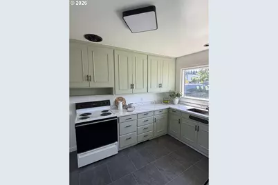 775 Howard Ave, Eugene, OR 97404 - Photo 9