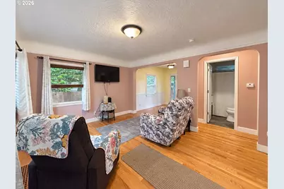 19145 Addie St, Gladstone, OR 97027 - Photo 5