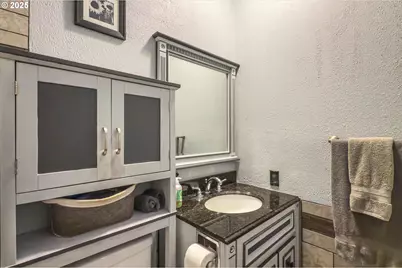 93356 Oakway Rd, Coos Bay, OR 97420 - Photo 19