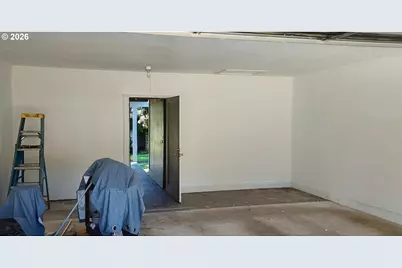 855 S 57th St, Springfield, OR 97478 - Photo 31