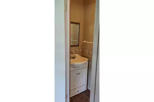 855 S 57th St, Springfield, OR 97478 - Photo 7