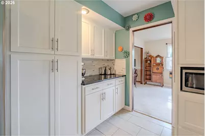 10702 NW 13th Pl, Vancouver, WA 98685 - Photo 11