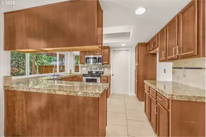 21888 SW Dakota Dr, Tualatin, OR 97062 - Photo 7