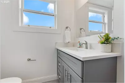 2115 NW 22nd Ave, Portland, OR 97210 - Photo 35