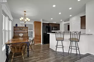 310 Pitney Ln, Junction City, OR 97448 - Photo 13