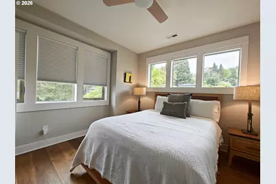 927 Oak St, Lake Oswego, OR 97034 - Photo 27