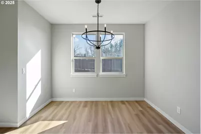 135 E Airedale Ave, La Center, WA 98629 - Photo 11