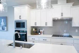 135 E Airedale Ave, La Center, WA 98629 - Photo 5