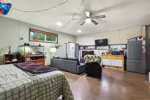 1483 Barton St, Eugene, OR 97404 - Photo 17