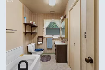 15711 NE 152nd Ave, Brush Prairie, WA 98606 - Photo 9