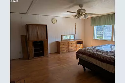 266 S Dea Rd, Tygh Valley, OR 97063 - Photo 11