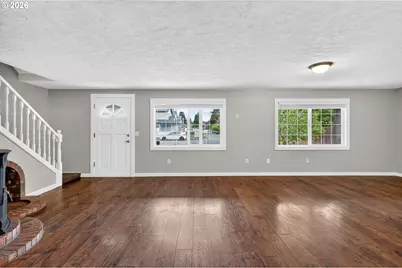 807 SE 4th St, Battle Ground, WA 98604 - Photo 9