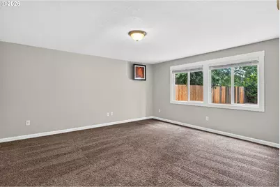 807 SE 4th St, Battle Ground, WA 98604 - Photo 17