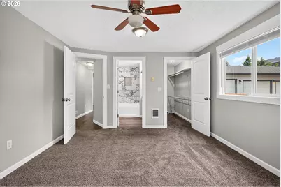 807 SE 4th St, Battle Ground, WA 98604 - Photo 23