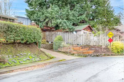 2545 Charnelton St, Eugene, OR 97405 - Photo 31