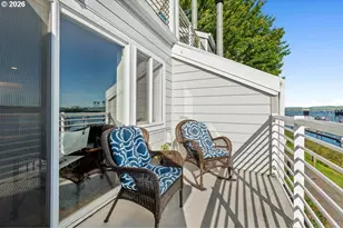 303 N Hayden Bay Dr, Portland, OR 97217 - Photo 19