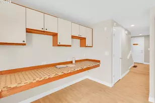 6260 SW Erickson Ave, Beaverton, OR 97008 - Photo 25