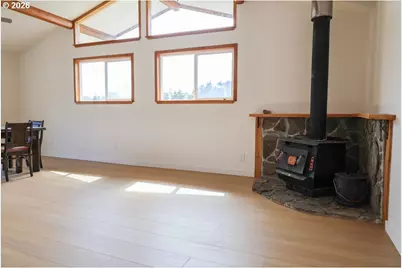 610 Tiara St, Lakeside, OR 97449 - Photo 7