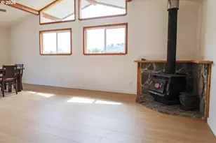 610 Tiara St, Lakeside, OR 97449 - Photo 7