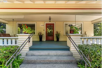 2528 SE 43rd Ave, Portland, OR 97206 - Photo 3