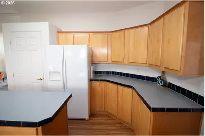 613 Glenbrook Cir, Florence, OR 97439 - Photo 21