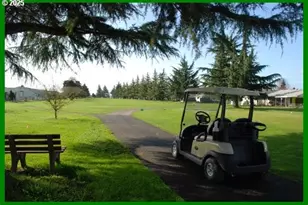 2301 Oregon Ct, Woodburn, OR 97071 - Photo 23