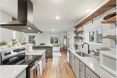 5219 SE Knapp St, Portland, OR 97206 - Photo 7