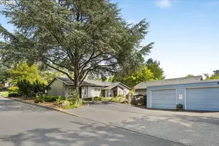 3018 SW Carson St, Portland, OR 97219 - Photo 37