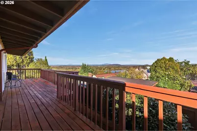 7548 S Kelly Ave, Portland, OR 97219 - Photo 17
