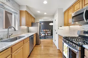 10247 NW Village Heights Dr, Portland, OR 97229 - Photo 21