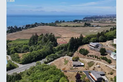 99106 E Freeman Ln, Brookings, OR 97415 - Photo 43