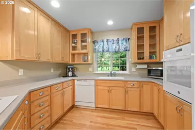 43950 McKenzie Hwy, Walterville, OR 97489 - Photo 21