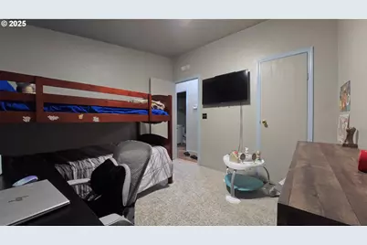 34125 E Lacomb Rd, Lebanon, OR 97355 - Photo 23