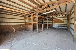 34125 E Lacomb Rd, Lebanon, OR 97355 - Photo 29