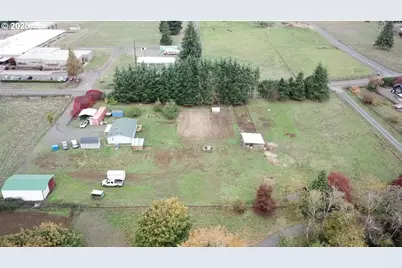 34125 E Lacomb Rd, Lebanon, OR 97355 - Photo 35