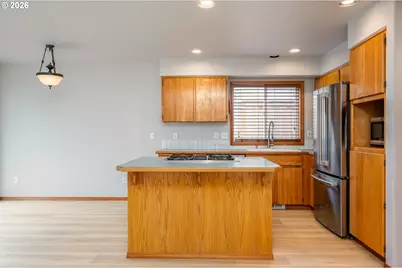 10905 SE Henderson St, Portland, OR 97266 - Photo 5
