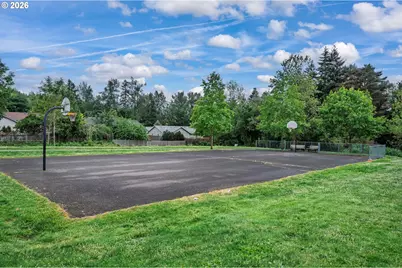 10905 SE Henderson St, Portland, OR 97266 - Photo 43
