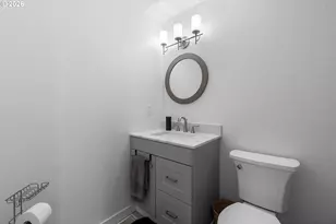 1009 SE Sweetbriar Ln, Troutdale, OR 97060 - Photo 19