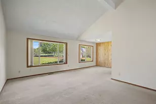 22713 SE Naomi Dr, Damascus, OR 97089 - Photo 7