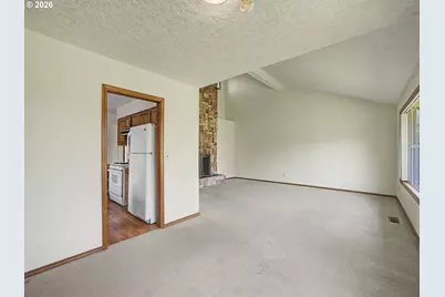 22713 SE Naomi Dr, Damascus, OR 97089 - Photo 9
