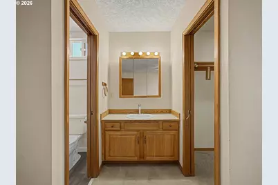 22713 SE Naomi Dr, Damascus, OR 97089 - Photo 25