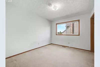 22713 SE Naomi Dr, Damascus, OR 97089 - Photo 29