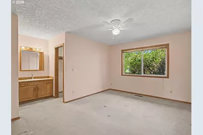 22713 SE Naomi Dr, Damascus, OR 97089 - Photo 23