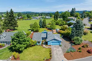 22713 SE Naomi Dr, Damascus, OR 97089 - Photo 43
