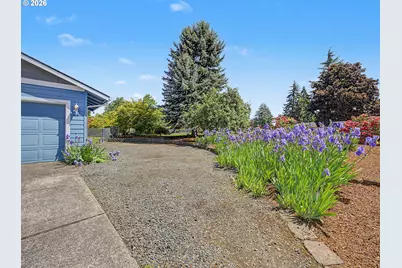 22713 SE Naomi Dr, Damascus, OR 97089 - Photo 35